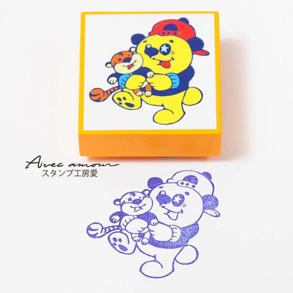amm-02　Bear cub stamp