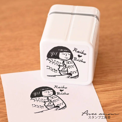 MGC-06　手のひら名画スタンプ-麗子微笑-